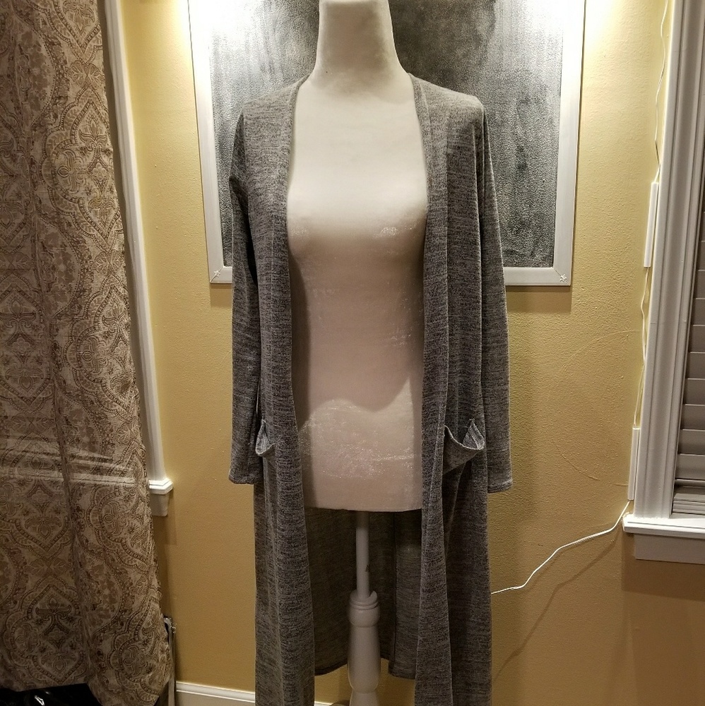 Lularoe s sarah